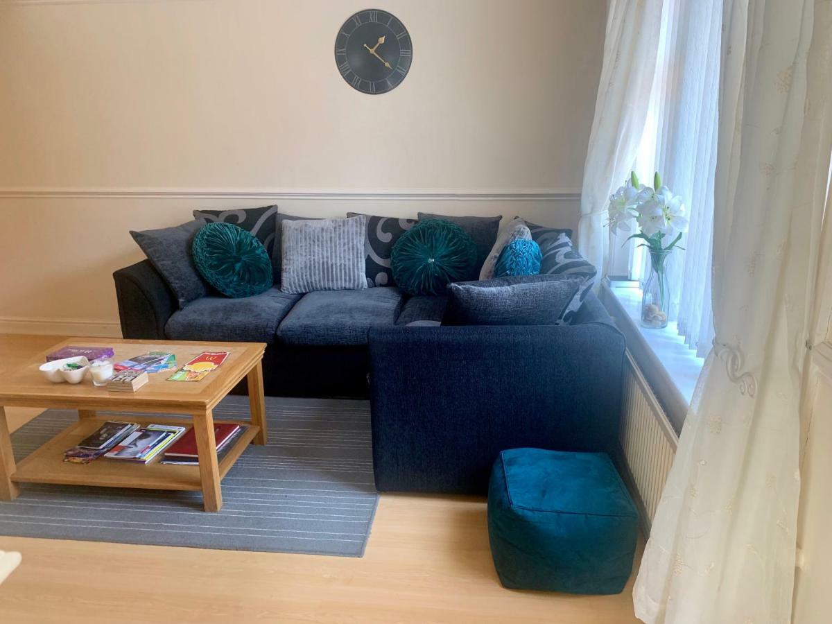 Be My Guest Liverpool - Ground Floor Apartment With Parking Eksteriør billede